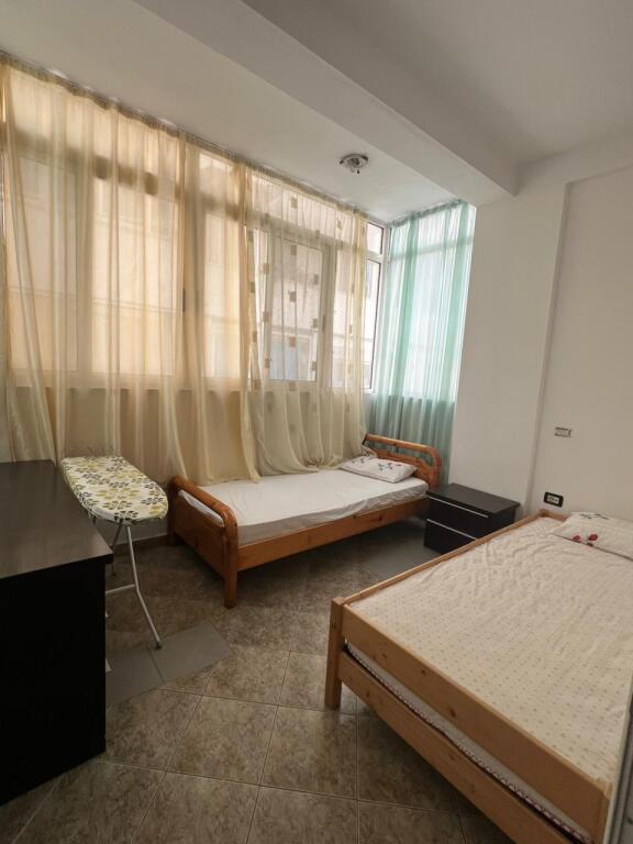 3+1 Apartment for Rent in the Municipality of Paris, Tirana - 650€ | 100 m²