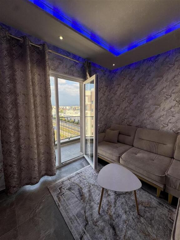 JEPET ME QIRA 1+1 TE UNIVERS CITY 500 EURO