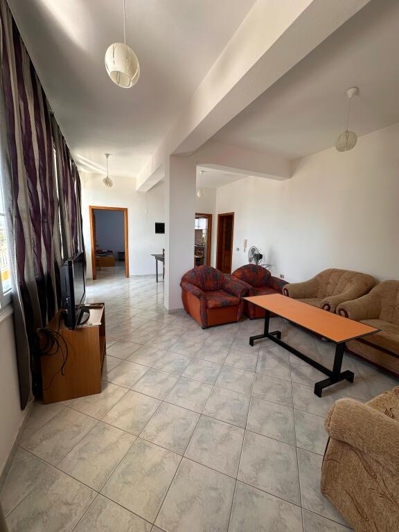 📌 Jepet me qira apartament 2+1 në Ujë të Ftohtë, Vlorë