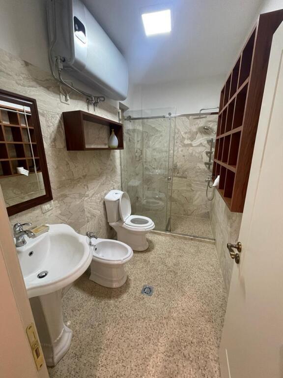 Shkolla Baletit , Rruga Elbasanit Apartamenti 1+1 me qira