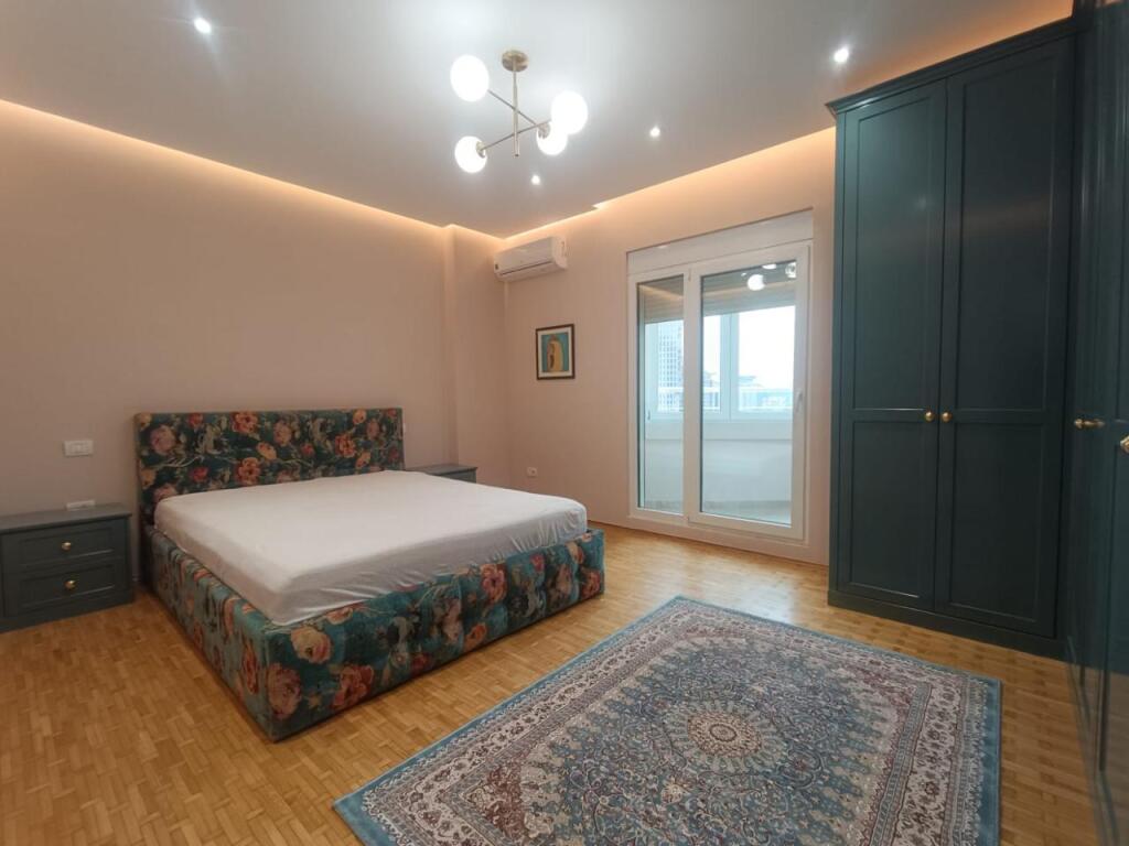Shkolla Baletit , Rruga Elbasanit Apartamenti 1+1 me qira