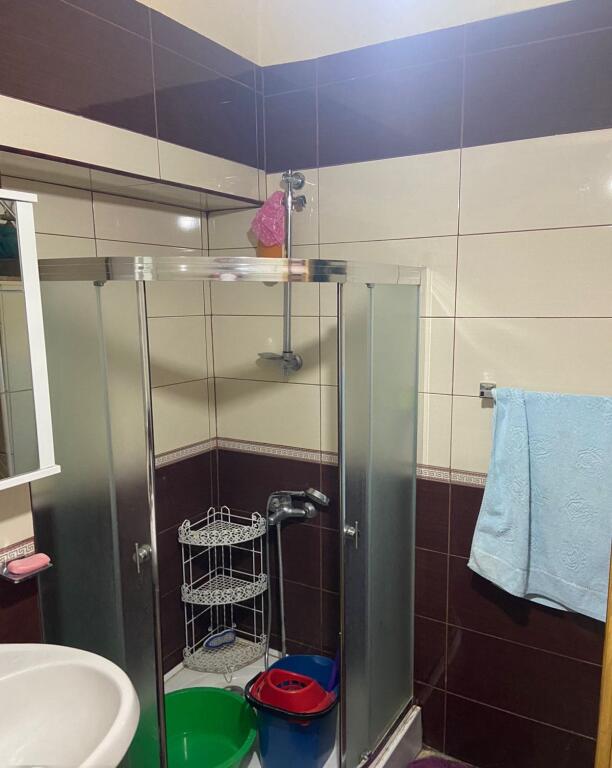 Jepet Me Qera Apartament 1+1+1 Ballkon