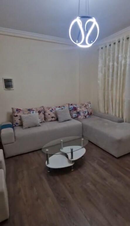 Jepet me qera apartament 1+1  Kodra Diellit 45000 Leke!
