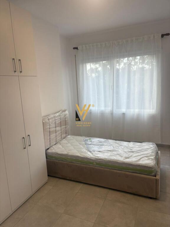 JEPET APARTAMENT 2+1 ME QIRA TE SPITALI AMERICAN 3, 57.500 LEKE