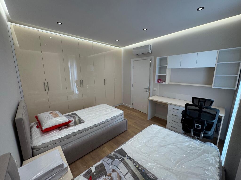 🏡 Affittasi appartamento 3+1+2 +🅿️ 📍 Univers City, vicino a QTU💶 Prezzo: 650 € / mese