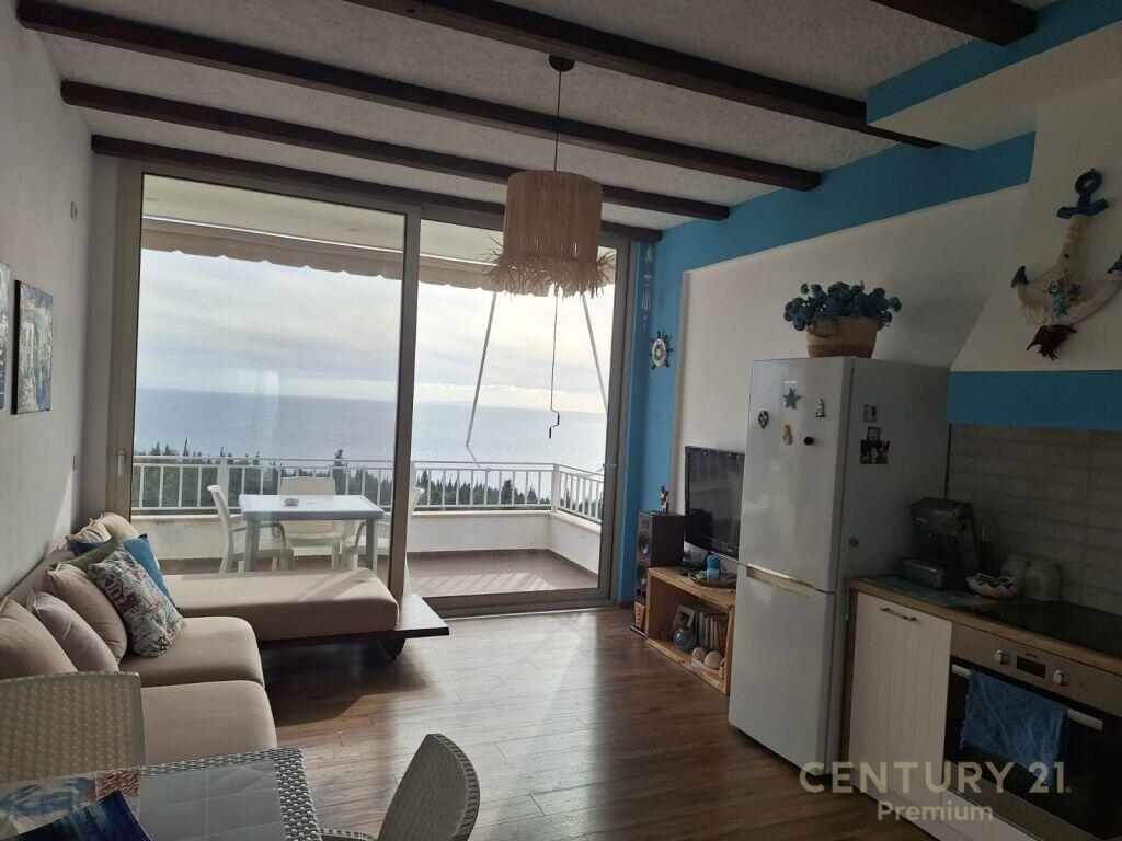 SHITET APARTAMENT 2+1 NE DHERMI ME PAMJE FANTASTIKE NGA DETI!