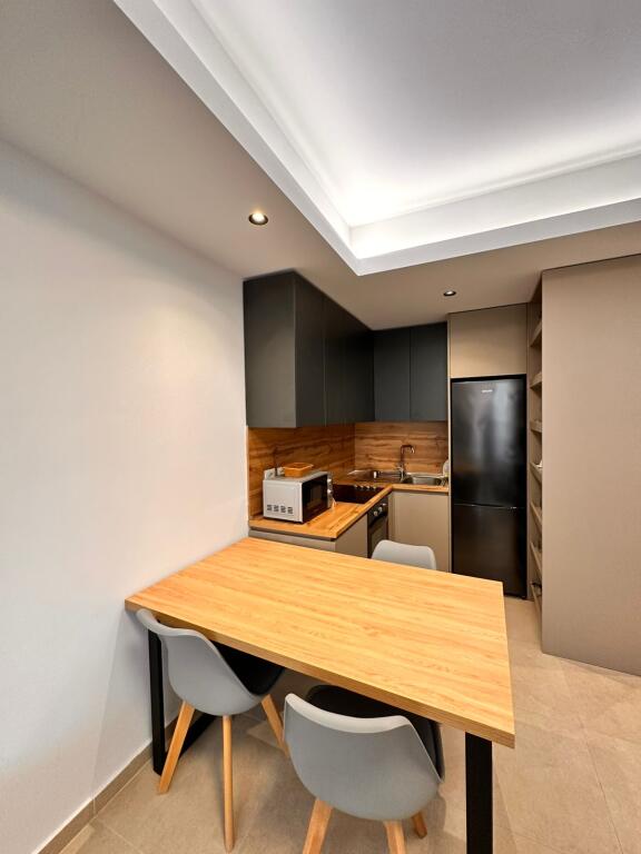 Ne Myslym Shyr Jepet Me Qira Apartament 1+1 Me Mobilim Modern! 850€/muaj Qira