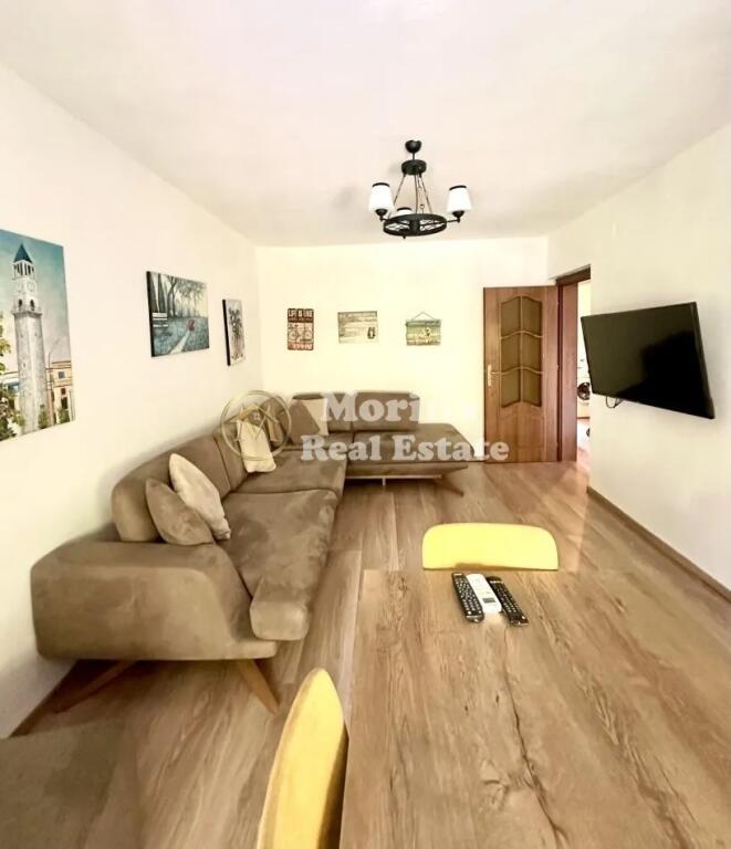 Qera, Apartament 1+1, Zogu Zi, 500 euro/muaj