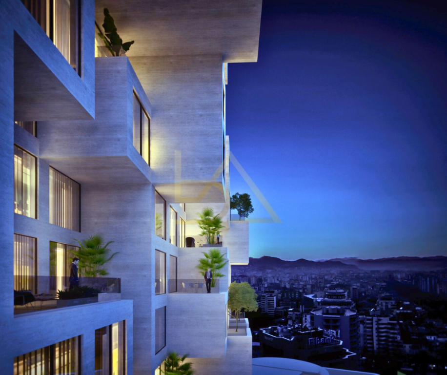 Shitet Apartament – Downtown, Tiranë
