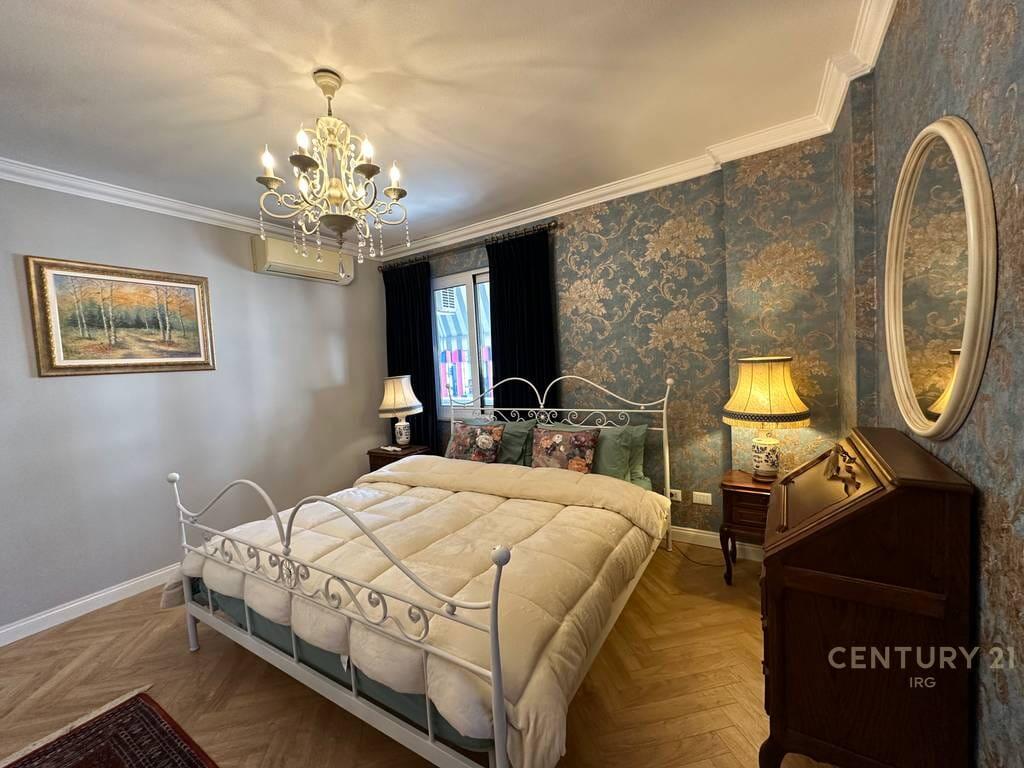 SHITET!! Apartament 2+1+2 tek Stadiumi Air Albania!