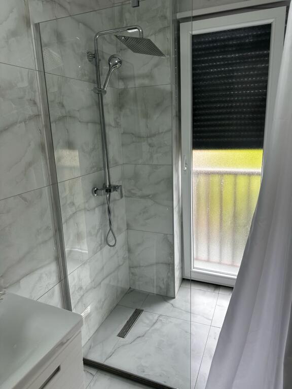 For rent 2+1 apartment at Pazari i Zi, one of the most 
