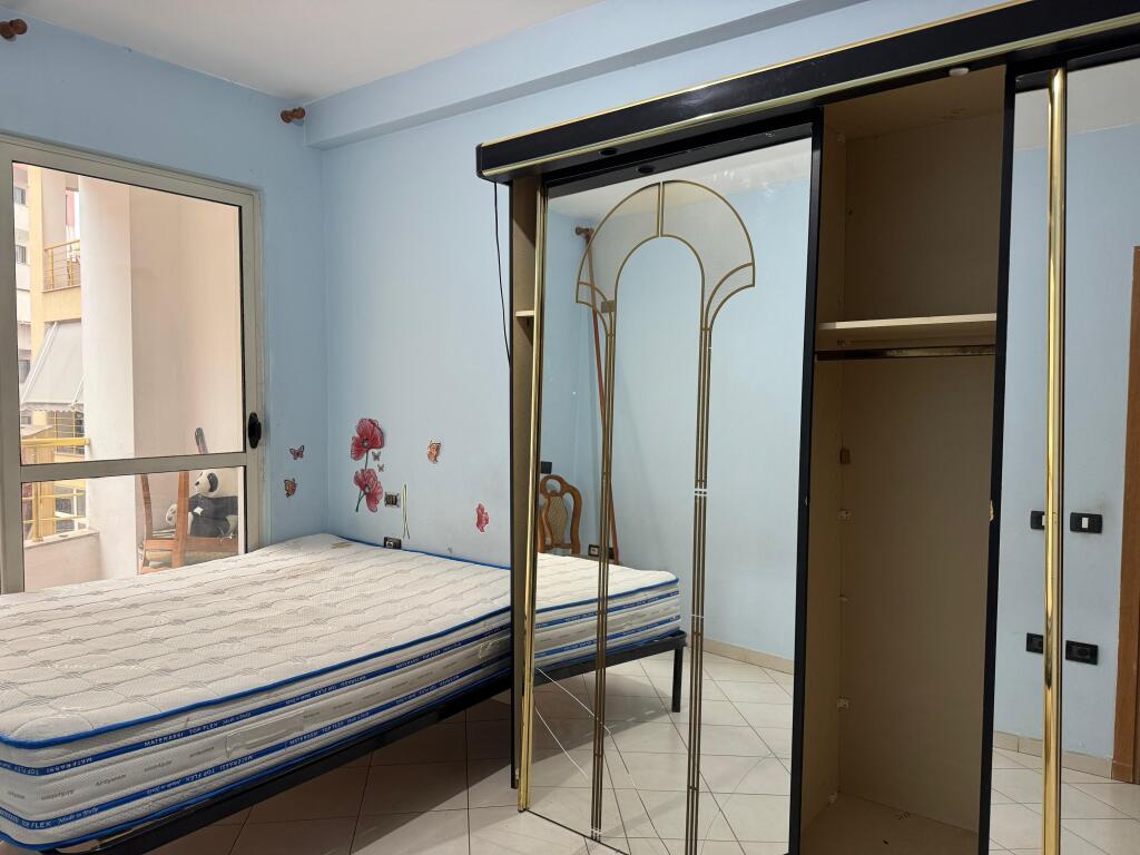 JEPET ME QIRA APARTAMENT 2+1 NE ASTIR!