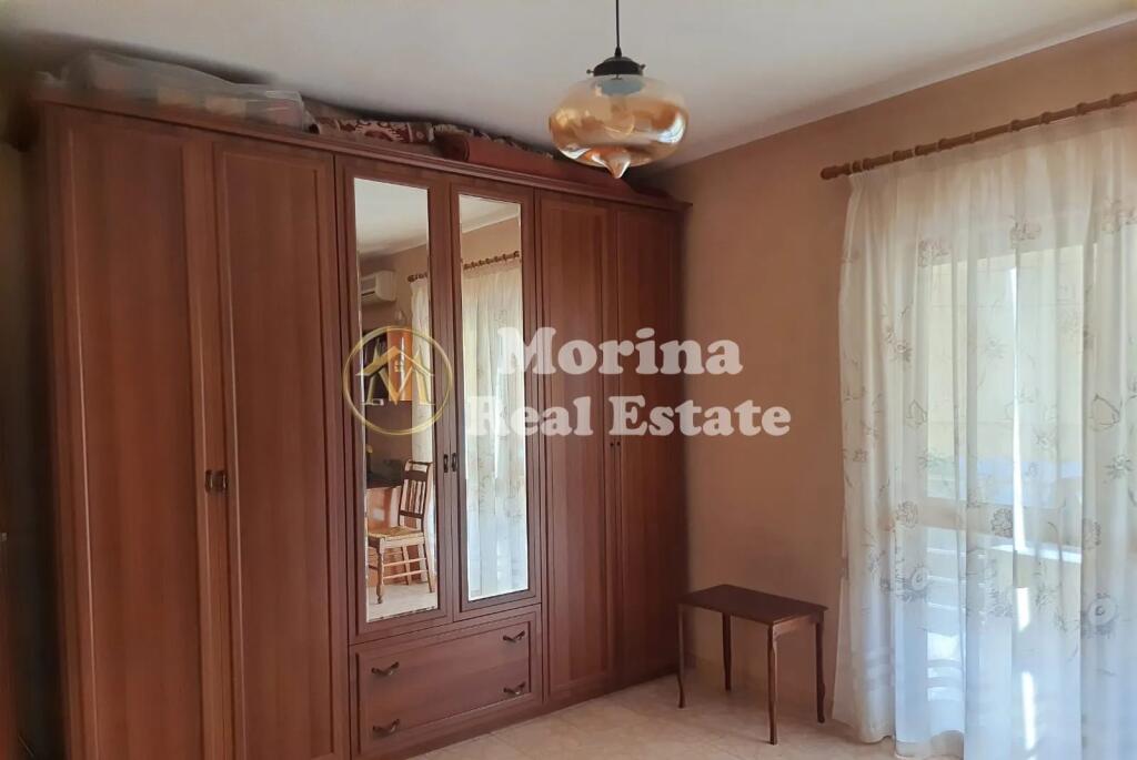Qera, Apartament 2+1, te Ministria e Jashtme, 600 euro/muaj