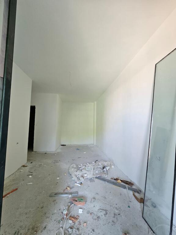 IN VENDITA: *2+1+2wc+1 Balconi* *(📍5 maggio - nuovo edificio in fase finale )* | *169.500 €* 🔥Super Spazio Ampio in una zona fantastica superficie 120 m