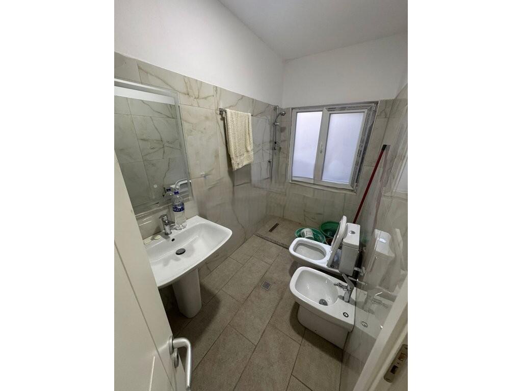 Qira, Apartament 2+1, Bllok