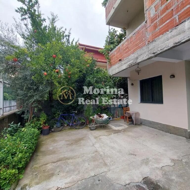 In vendita, villa su 3 piani, Via: "5 Maji", 320000 euro