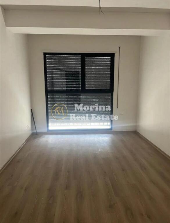 Qera,Apartment,2+1+2,Rruga e Barrikadave,600 Euro/Muaj