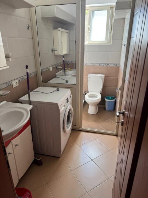 Jepet Me Qera Apartament 2+1+1 Ballkon