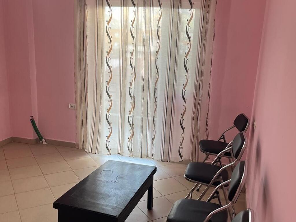 🌟 Jepet me qira apartament 2+1+bllk në zonën e Kongresit të Manastirit! 🌟