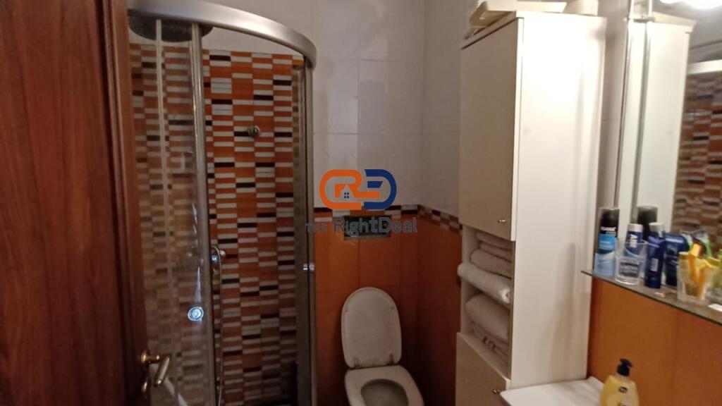 Ne Ali Dem, Shitet Apartament 2+1+2, Me Verande Te Bollshme Dhe Planimetri Te Rregullt!!