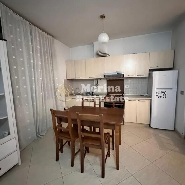 Apartament 1+1, Rruga e Dibres-Kompleksi Orion, 450 Euro/muaj