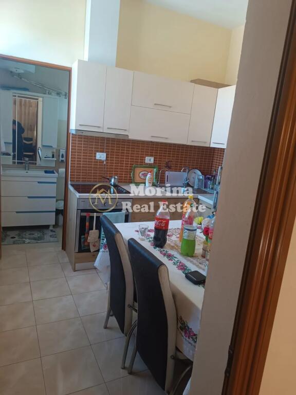 Shitet: Vile private 3 kateshe, Shkoze, 170000 euro