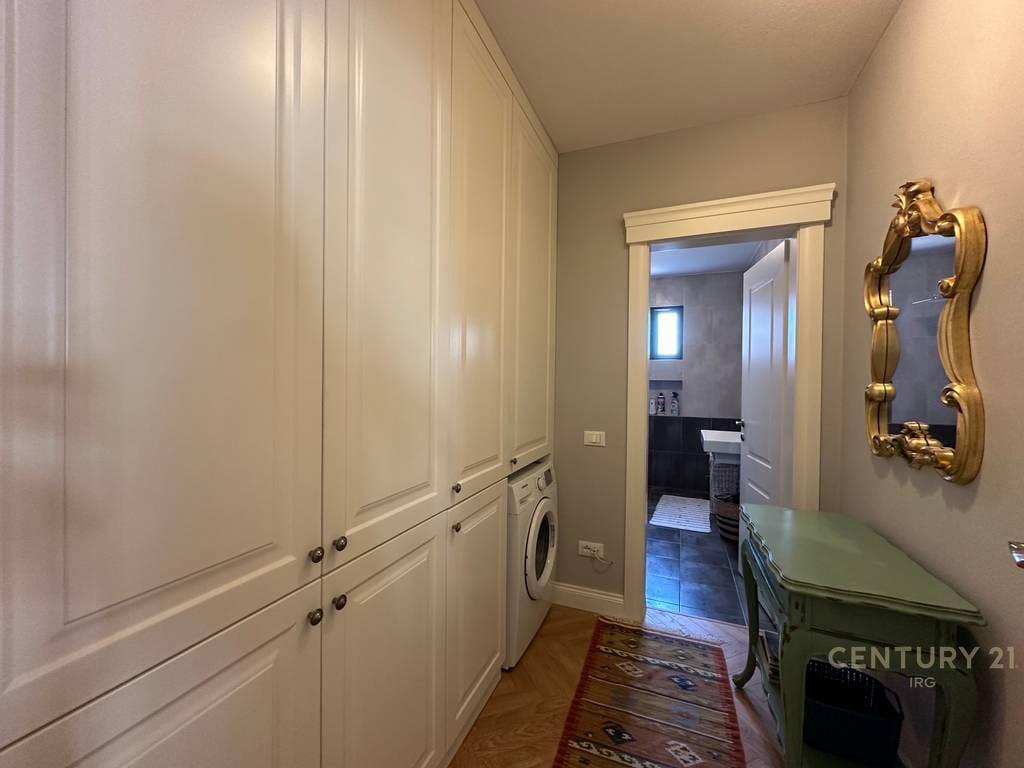 SHITET!! Apartament 2+1+2 tek Stadiumi Air Albania!