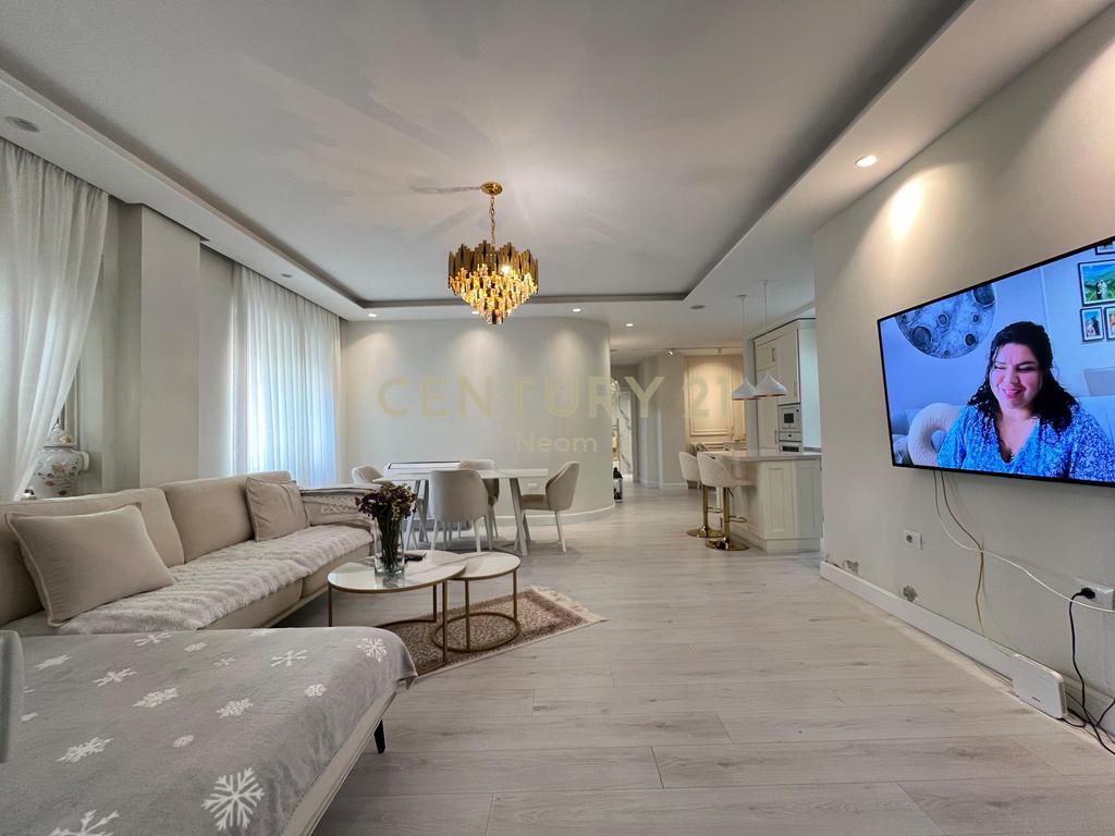 FOR SALE, MODERN APARTMENT 3+1+2 with 2 BALCONIES, DRY LAKE!