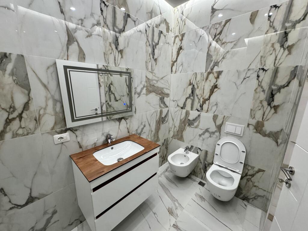 📣 QERA Apartament 3+1 Me 2 Tualete, Ballkon Dhe Parking 📍 Univers City, pranë QTU ✨