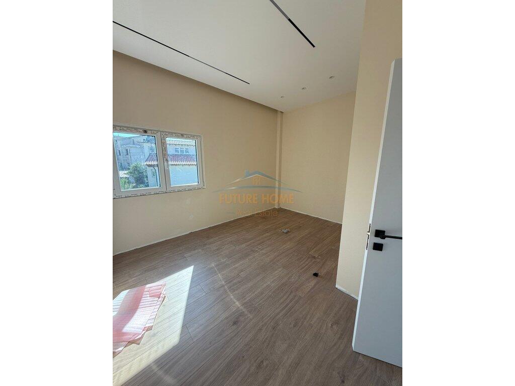 Shitet, Apartament 1+1, Ali Dem, Tiranë.