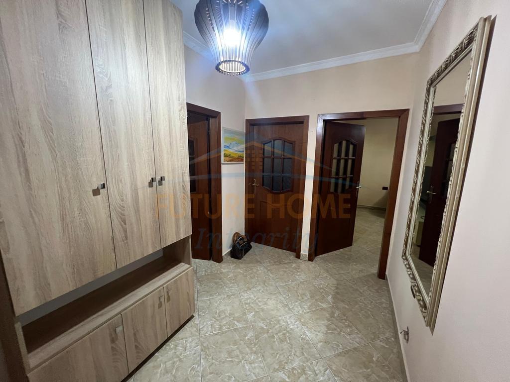 Qera, Apartament 2+1, Laprakë, Tiranë.