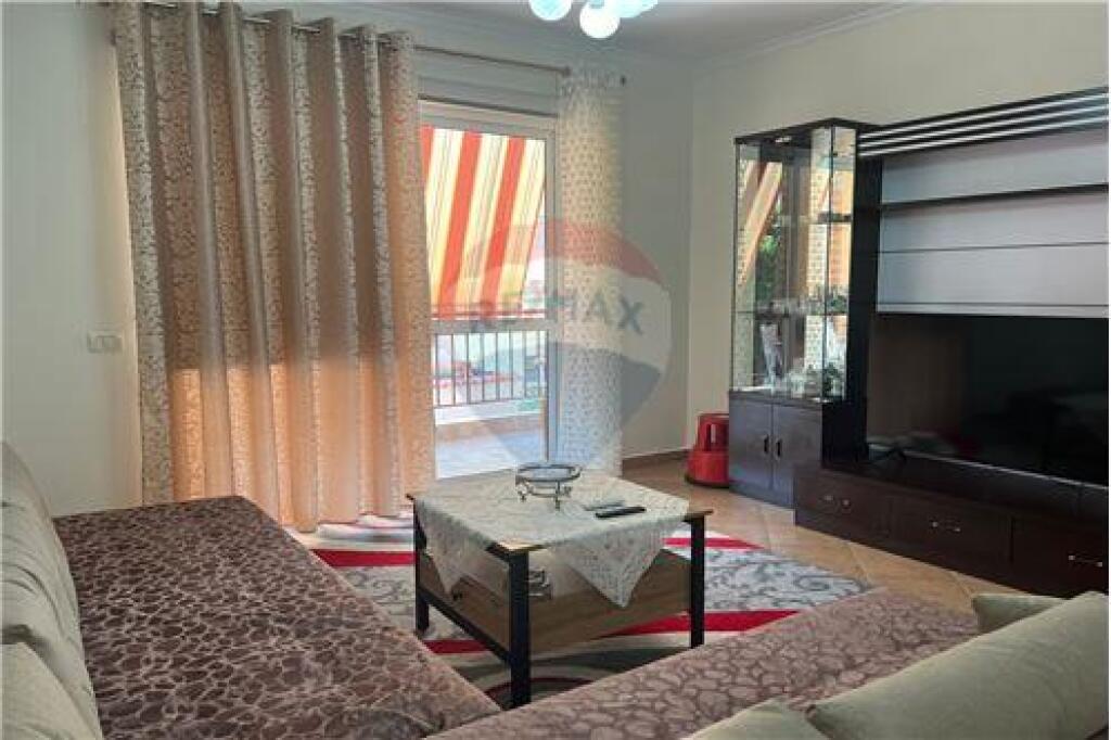 Jepet me qira apartament 2+1 tek Rruga e Kavajes