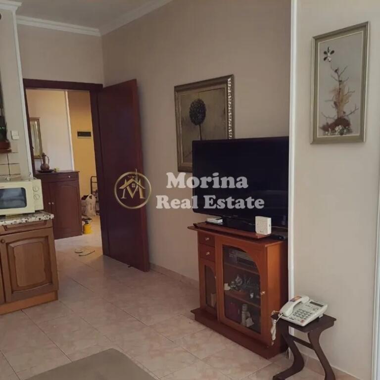 Qera, Apartament 2+1, te Ministria e Jashtme, 600 euro/muaj