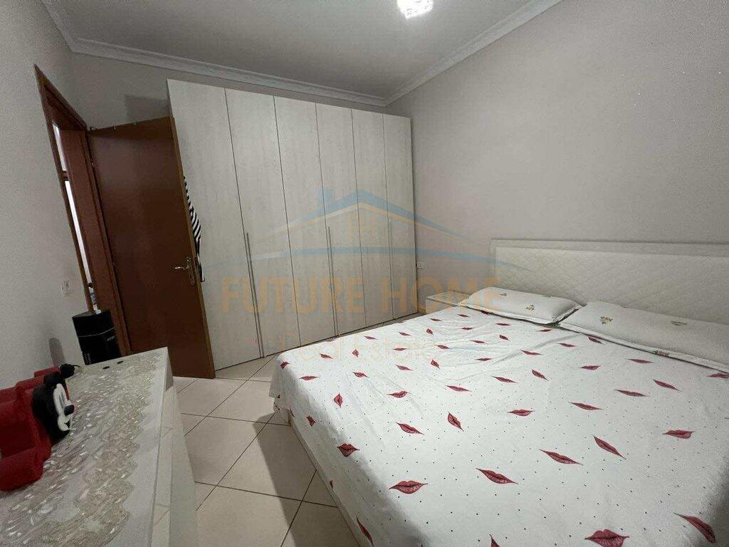 Qera , Apartament 1+1 i konvertuar në 2+1, Yzberisht
