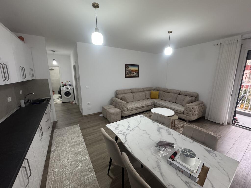 📣 QERA SUPER Apartament 1+1 Me Ballkon 📍 Xhamllik 🛣️ Rruga "Xhanfize Keko" ✨