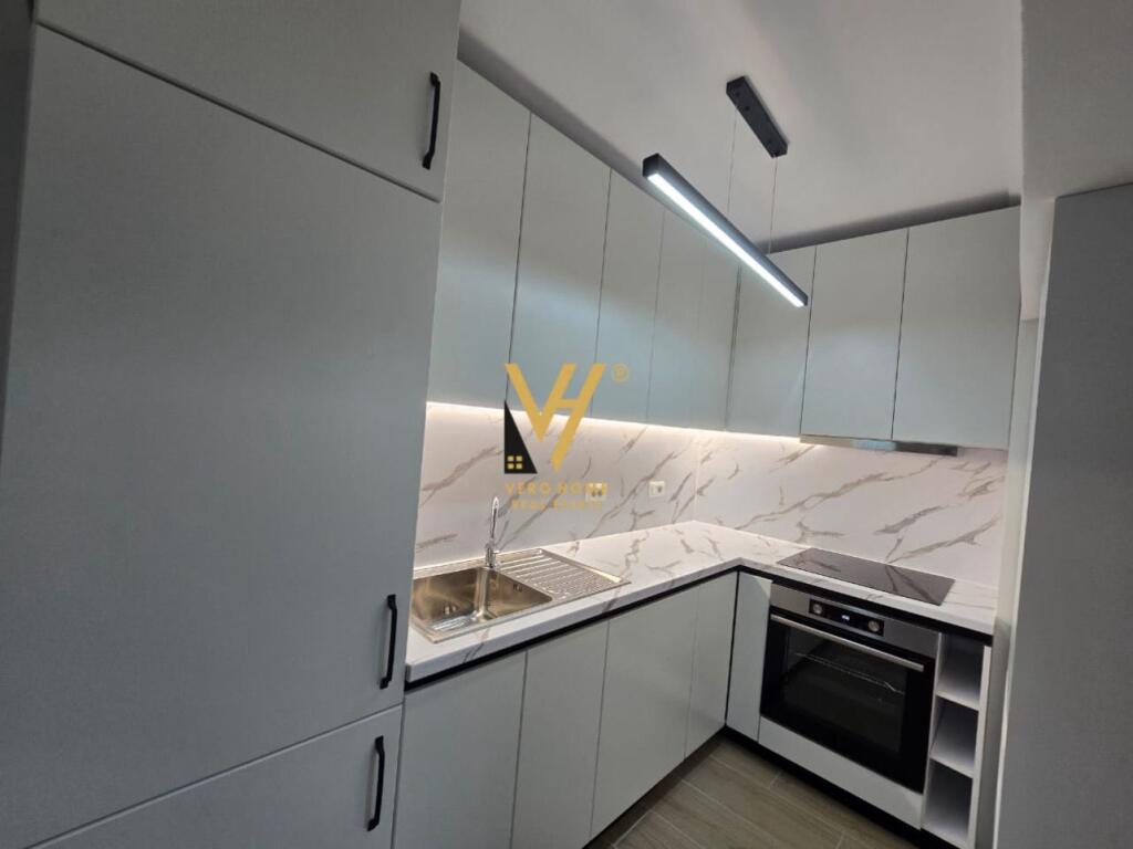APARTMENT 2+1 FOR RENT IN THE PARIS COMMUNE 750 EURO