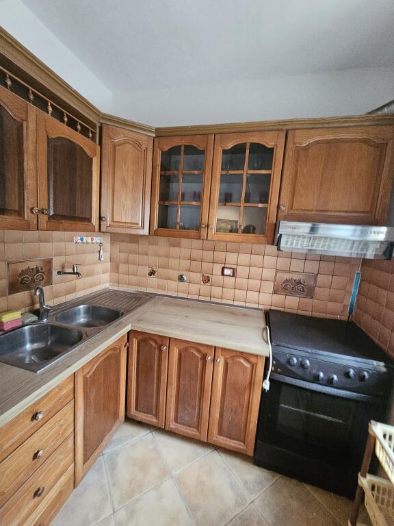 FOR RENT 2+1 APARTMENT NEAR QEMAL MICI DURRES