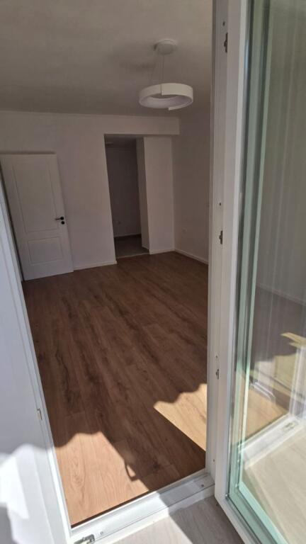 Shitet Apartament 1+1 ne Don Bosko 115.000 euro
