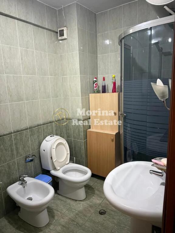 Qera, Apartament 1+1, te Komuna e Parisit, 600 Euro/Muaj