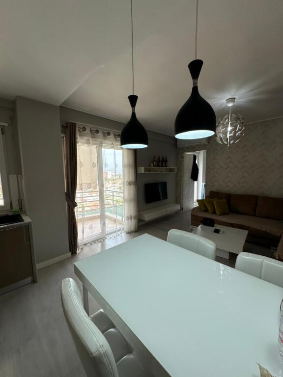 ✨ EKSKLUZIVE – SHITET APARTAMENT 2+1 UNAZA E RE ✨