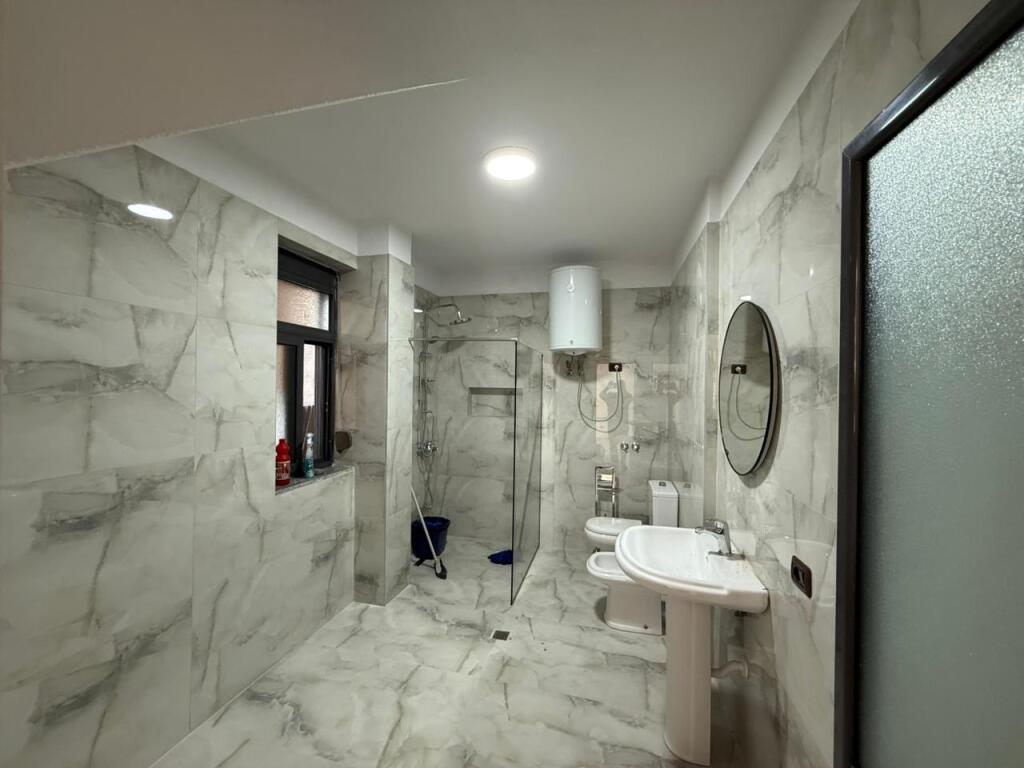 Affittasi appartamento 2+1 villa privata a Sauk te ri
