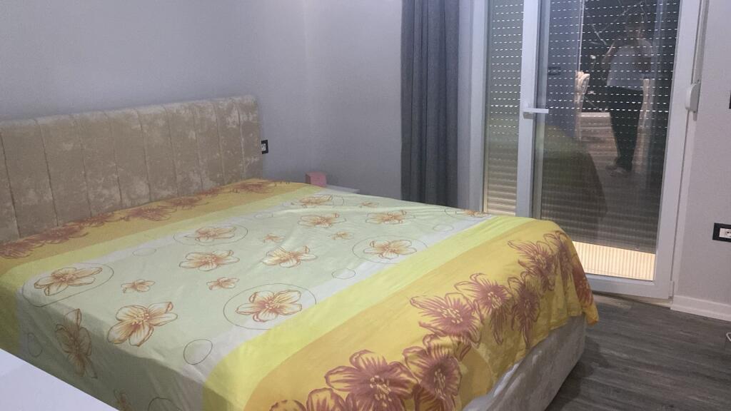 🏠In the Pocelani area, Dhori Guri Street, the second floor of a villa is for rent, 2+1, furnished, 70,000 Lek