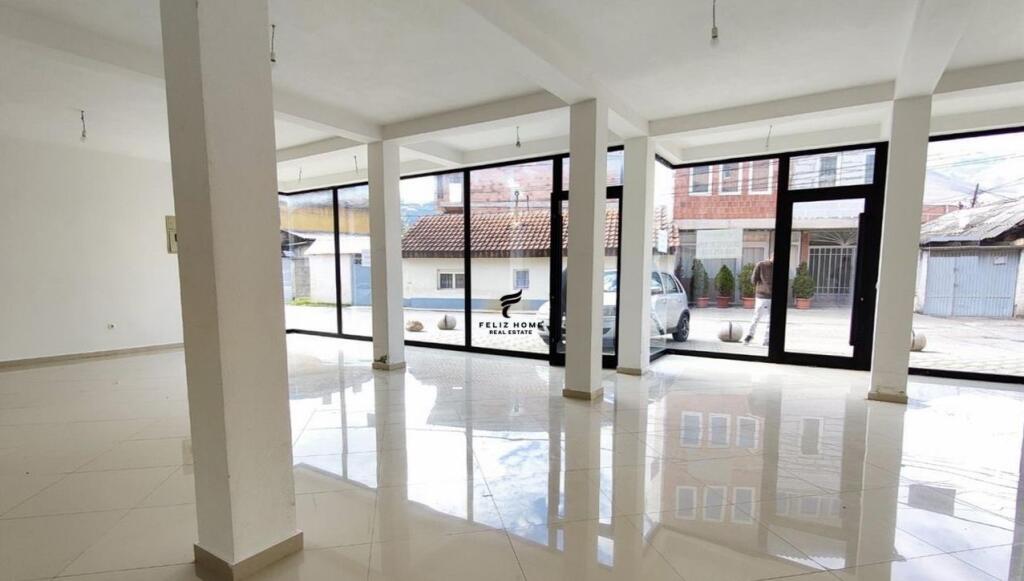 OFFICE FOR RENT 466 m2 KINOSTUDIO 3800 EURO