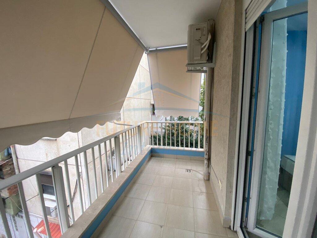 Qera, Apartament 2+1+2, Kompleksi Kontakt, 21 Dhjetori, Tiranë.
