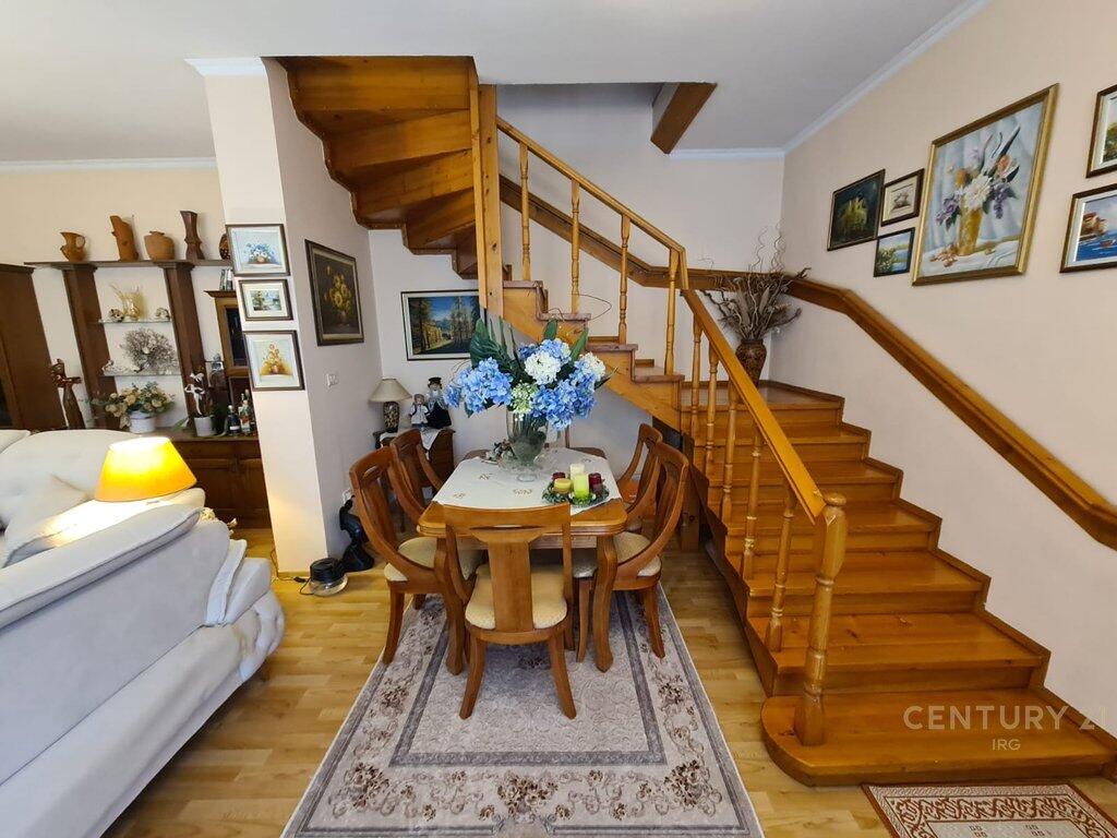 VILLE IN AFFITTO VICINO A SELVISE! 2.500 € /Mese