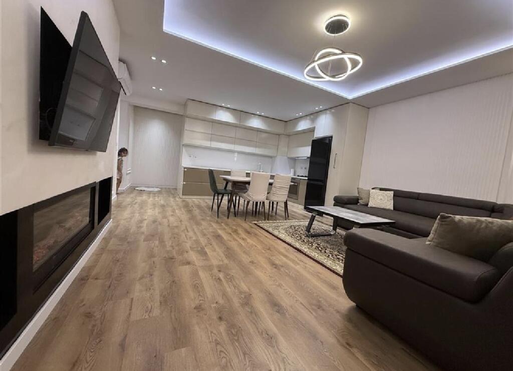 Apartament 2+2+ bllk 750€ Casa italia (kompleks Malaziani)