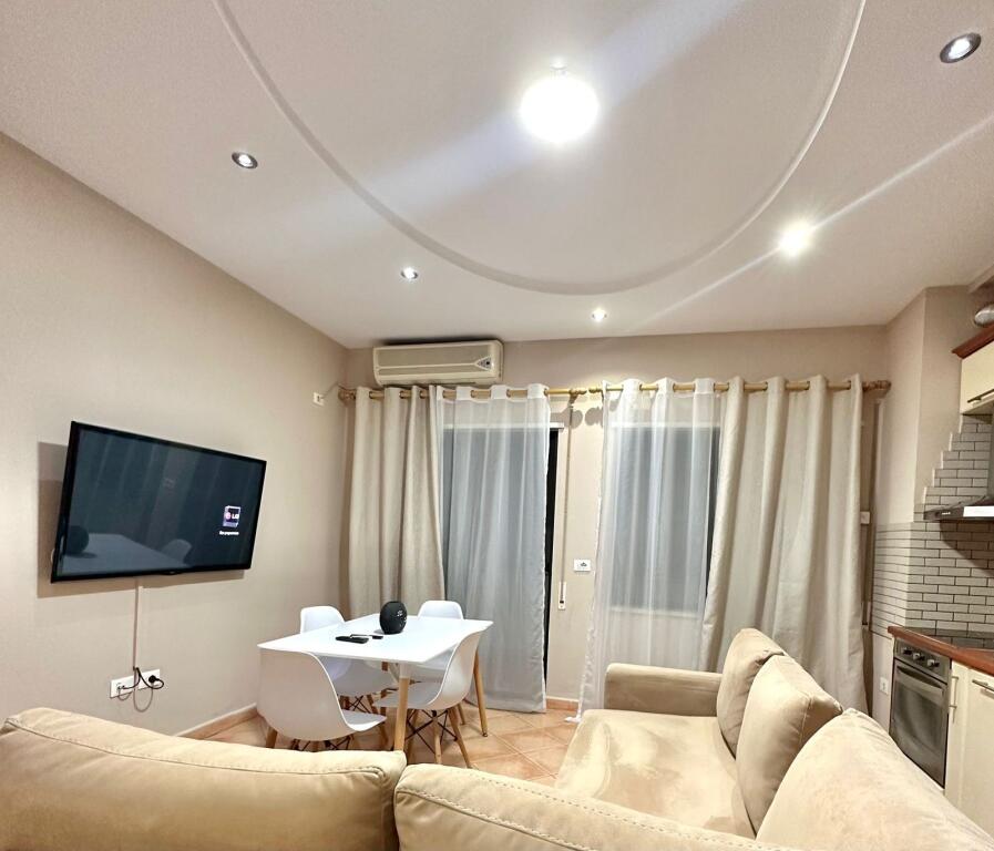 Apartament me qera 2+1+2 Rruga e Barrikadave