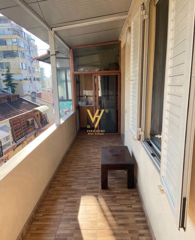 JEPET APARTAMENT 1+1 ME QERA TE PALLATET AGIMI 600 EURO