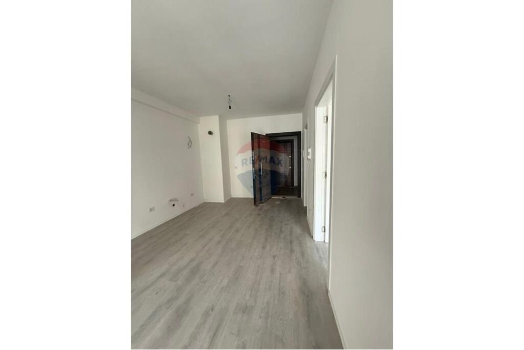 Apartment 1+1 for sale at Univers City!