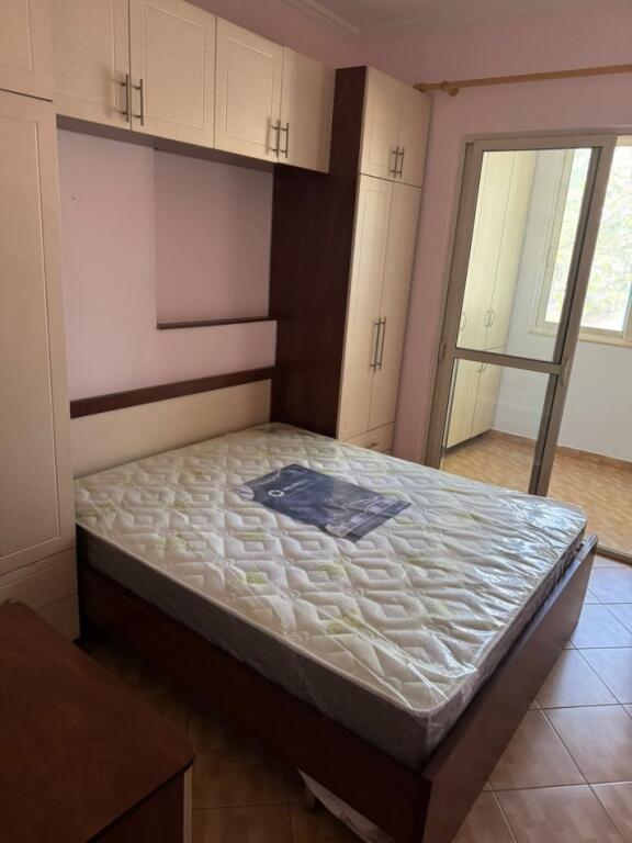 Jepet Me Qera Apartament 2+1+1 Ballkon